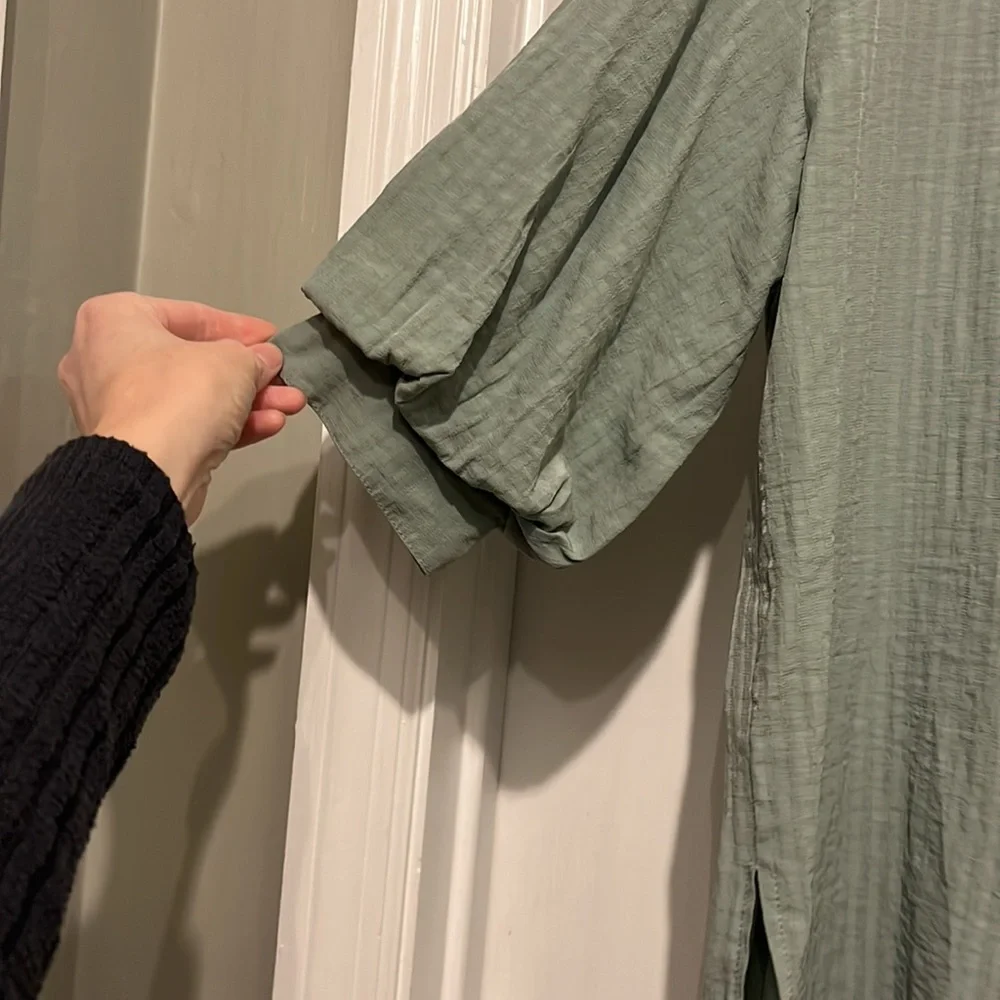 Oversized button down - Picture 2 of 3